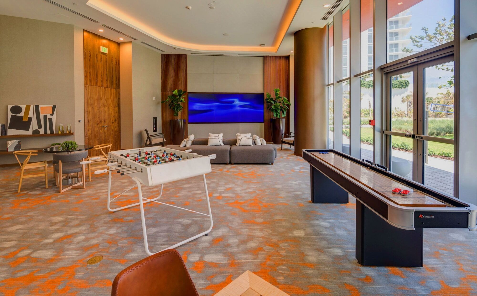 Luxury 4* Beverley Beach